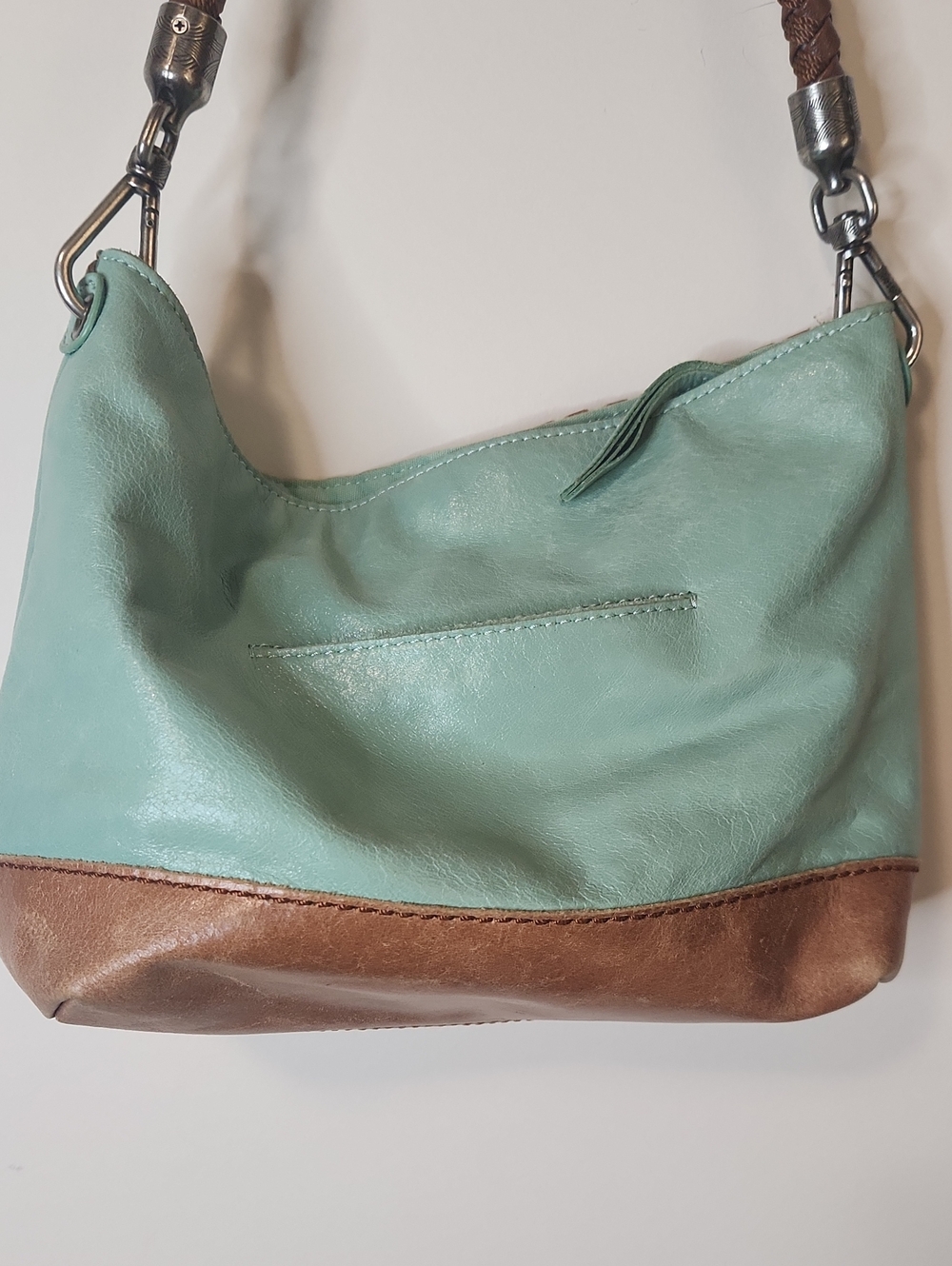 The Sak Indio Leather Shoulder Bag. Green Brown. Braided Strap. - Picture 4 of 9